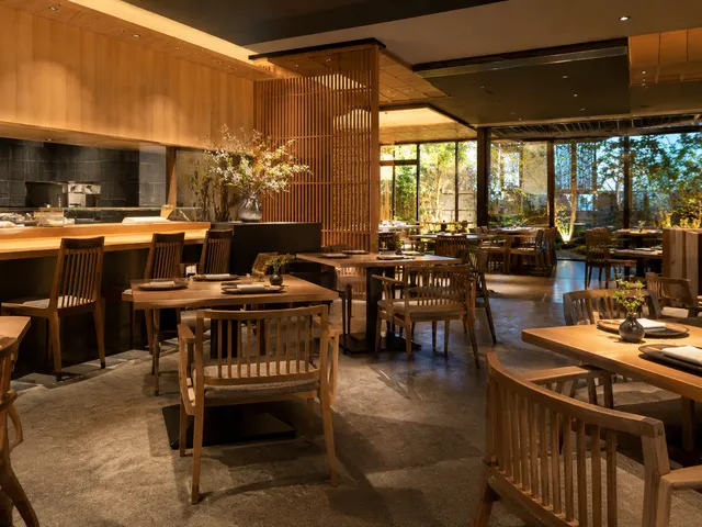 飲食店・レストラン